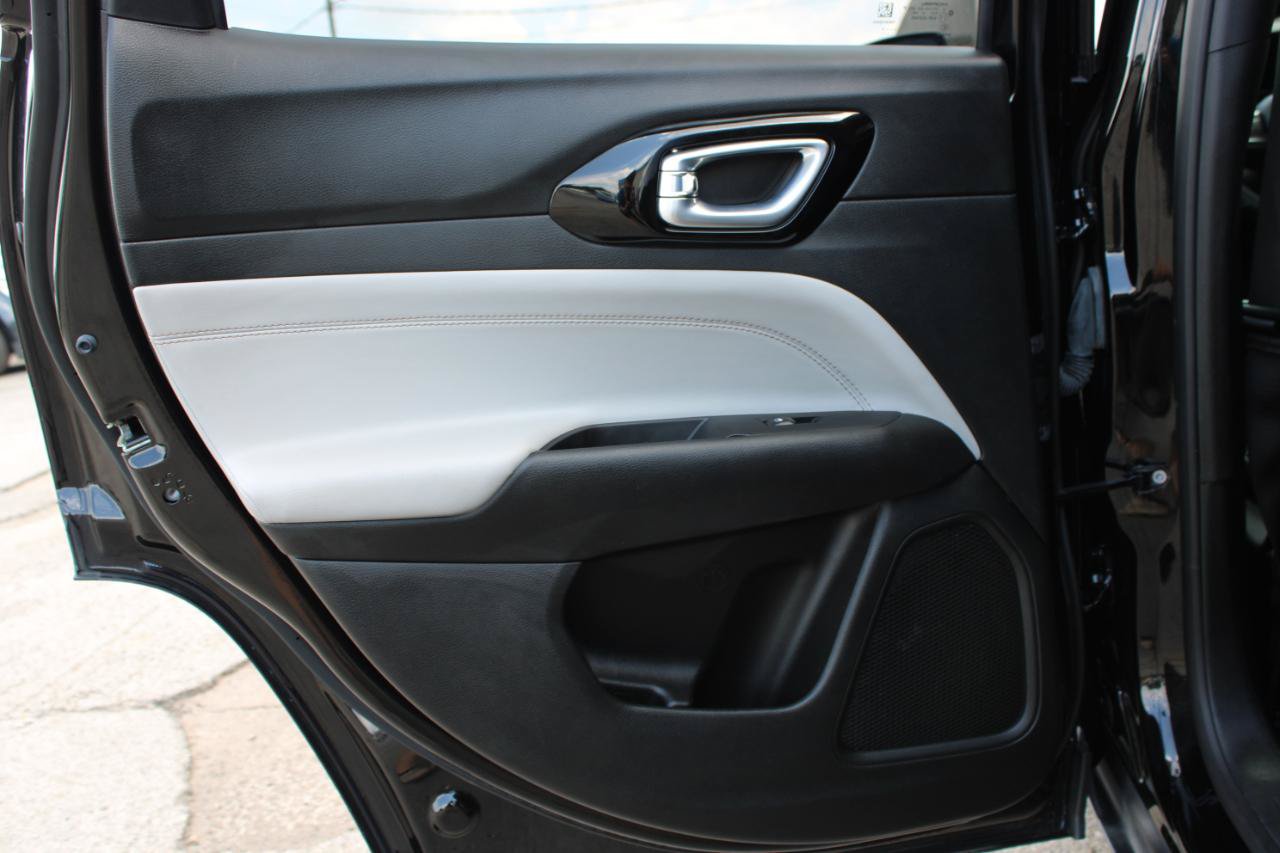 Used 2023 Jeep Compass Limited AWD/4WD image 38
