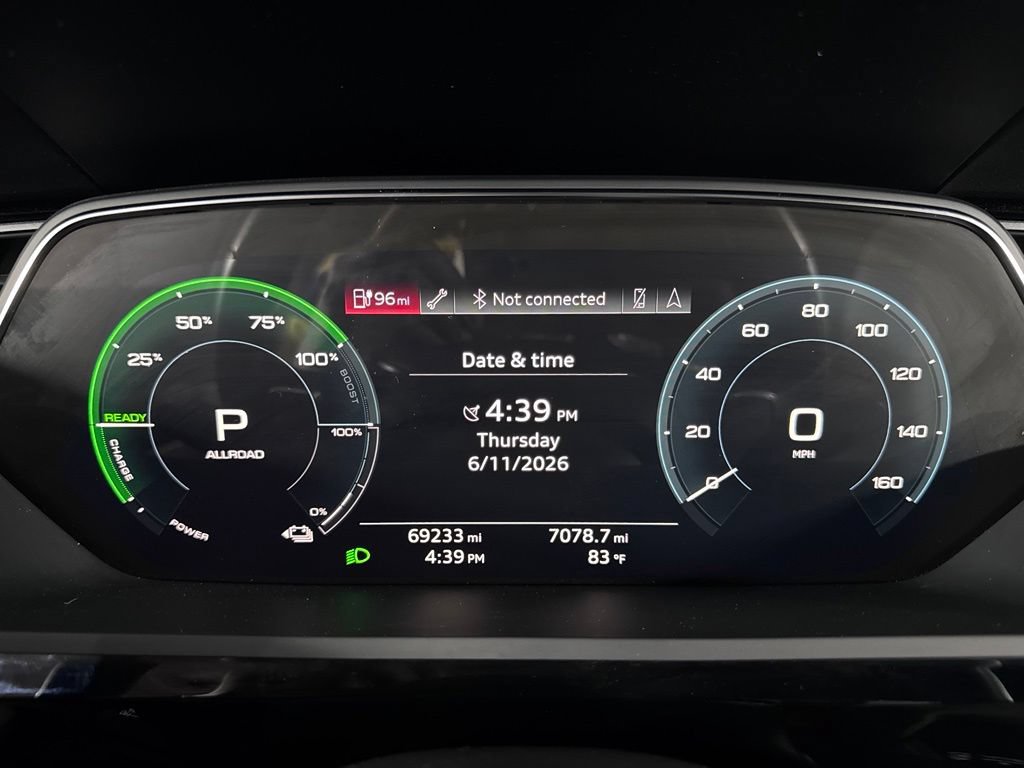 Used 2019 Audi e-tron Premium Plus w/ Cold Weather Package AWD/4WD image 31