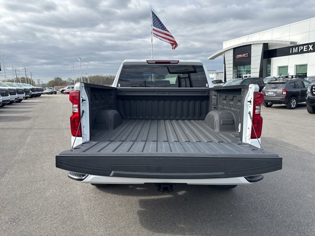 Used 2024 Chevrolet Silverado 1500 Custom image 26