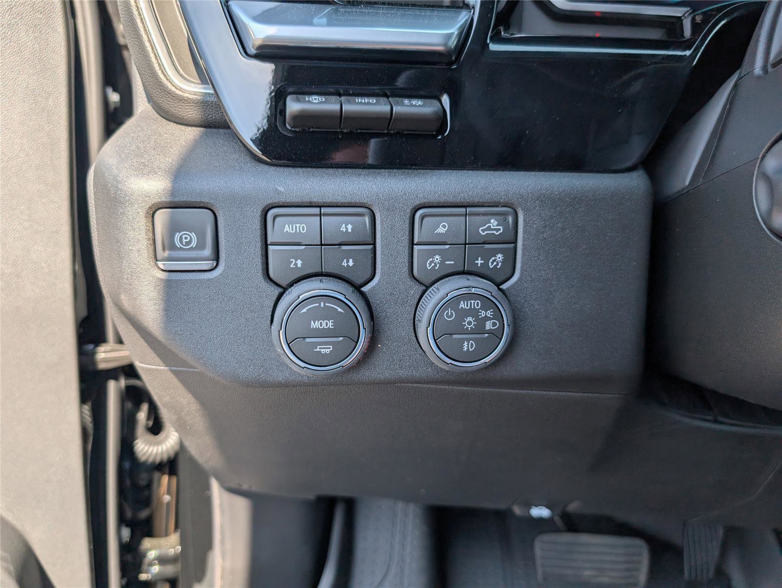 New 2026 Chevrolet Silverado 1500 High Country image 14