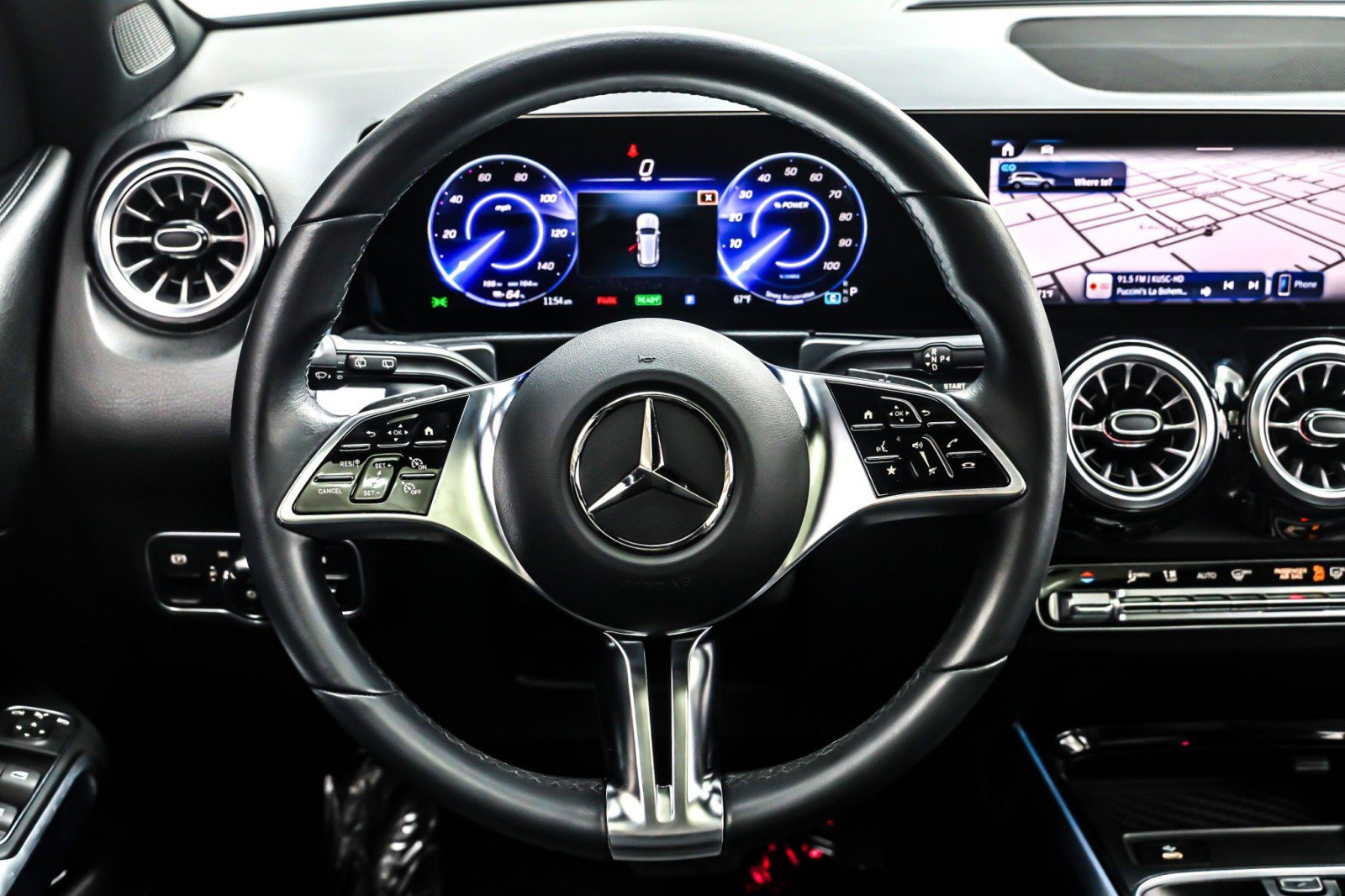 Used 2024 Mercedes-Benz EQB 250+ image 18