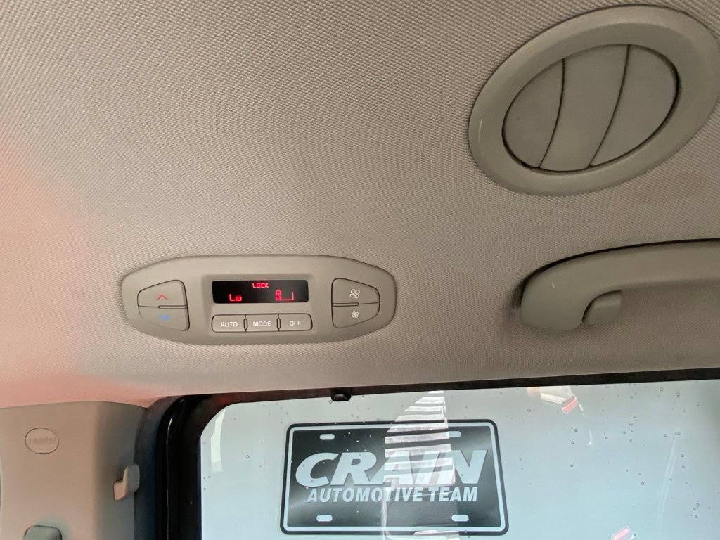 Used 2016 Kia Sedona SX Limited FWD image 24