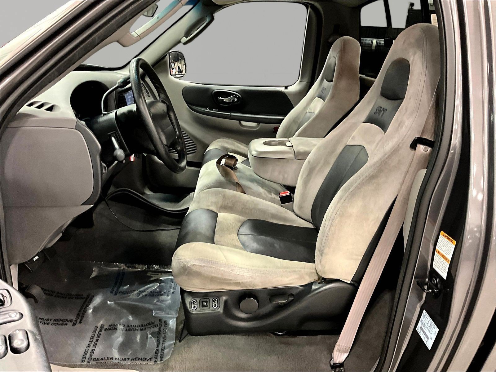 Used 2004 Ford F150 Lightning RWD image 17