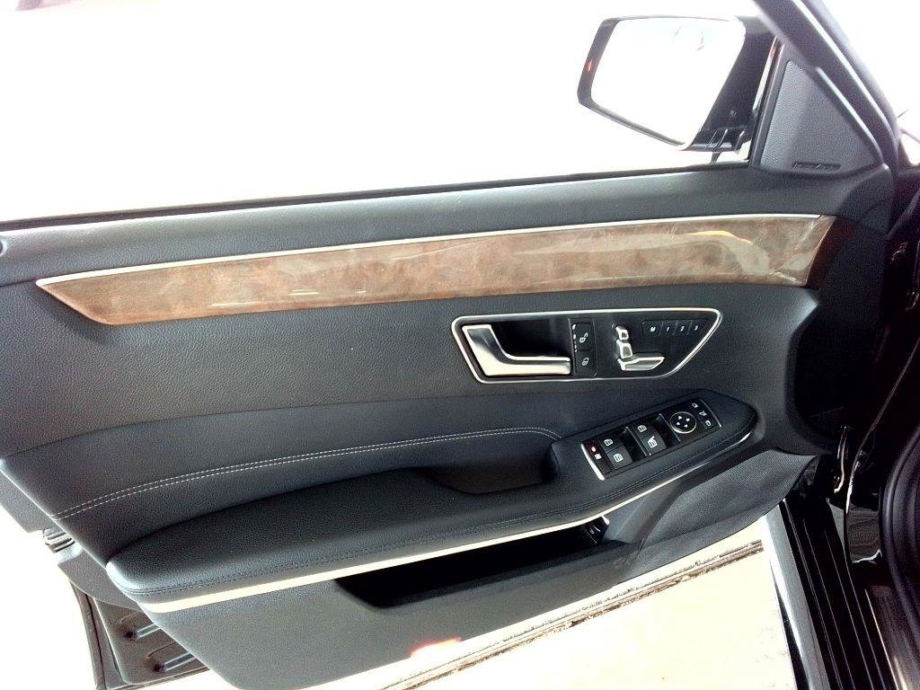 Used 2015 Mercedes-Benz E 350 4MATIC Sedan image 22