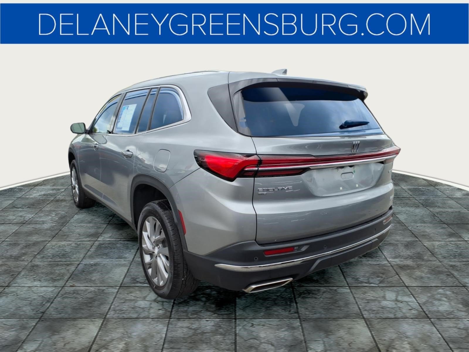 Used 2025 Buick Enclave Preferred AWD/4WD image 5