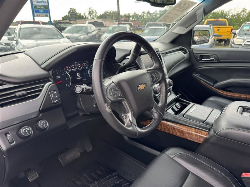 Used 2017 Chevrolet Suburban Premier AWD/4WD image 26
