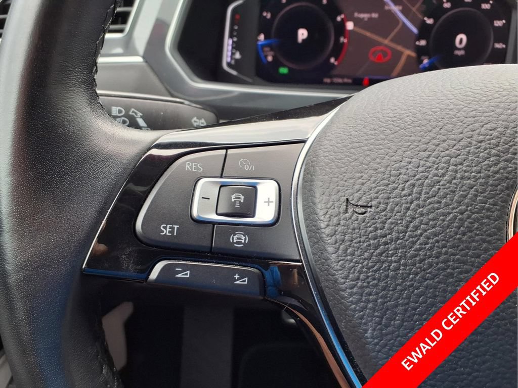 Used 2019 Volkswagen Tiguan SEL w/ 3rd Row Seat Package AWD/4WD image 17