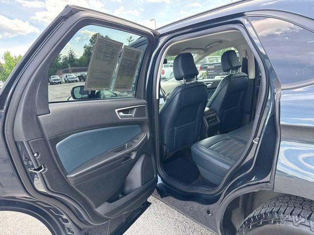 Used 2023 Ford Edge SEL w/ Sport Appearance Package AWD/4WD image 19