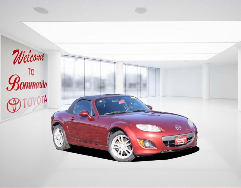 Used 2009 MAZDA MX-5 Miata Sport w/ Convenience Pkg image 2
