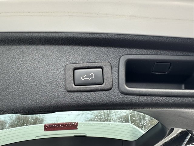 Used 2018 Subaru Forester 2.5i Touring w/ Popular Package #2 image 16