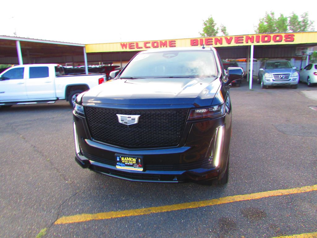 Used 2021 Cadillac Escalade Sport Platinum w/ LPO, ONYX Package image 14