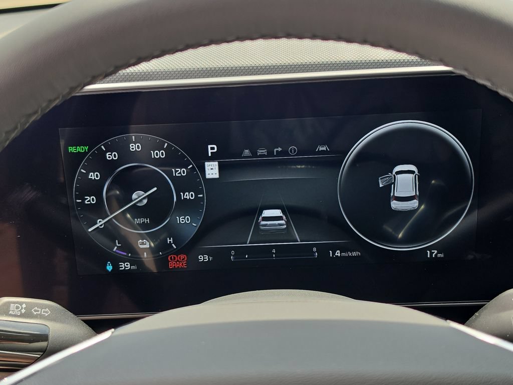 New 2026 Kia Niro Wind FWD image 32