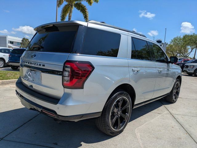 Certified 2024 Ford Expedition Limited image 11