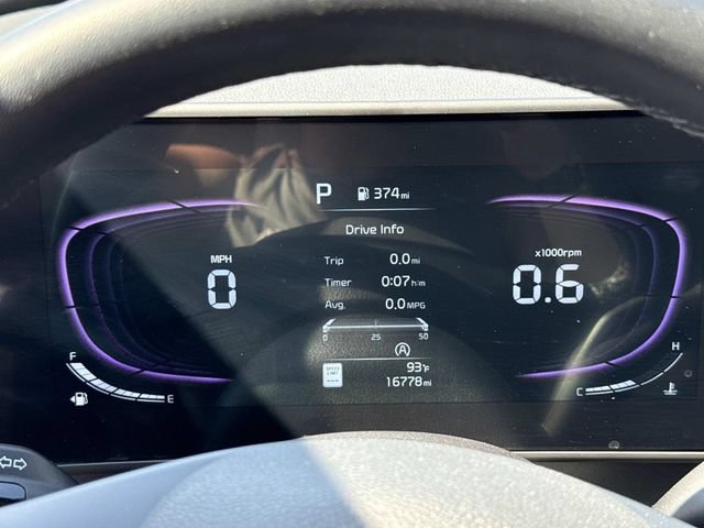Used 2025 Kia Sportage EX w/ Premium Package FWD image 28