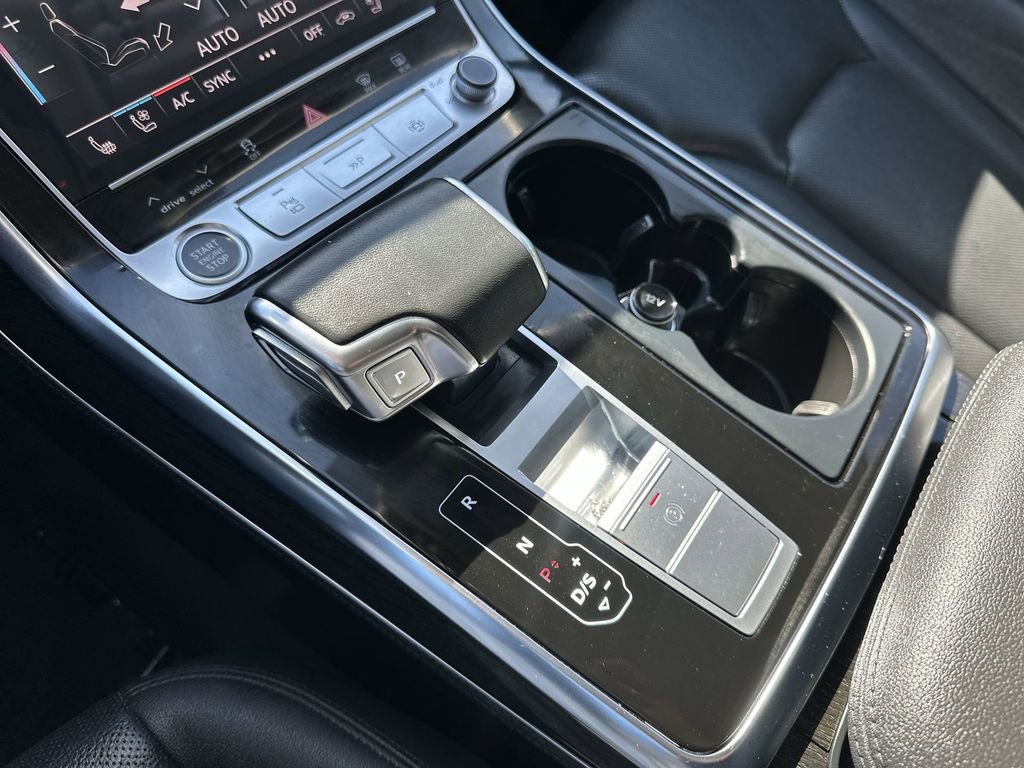 Used 2023 Audi Q7 3.0T Prestige image 28