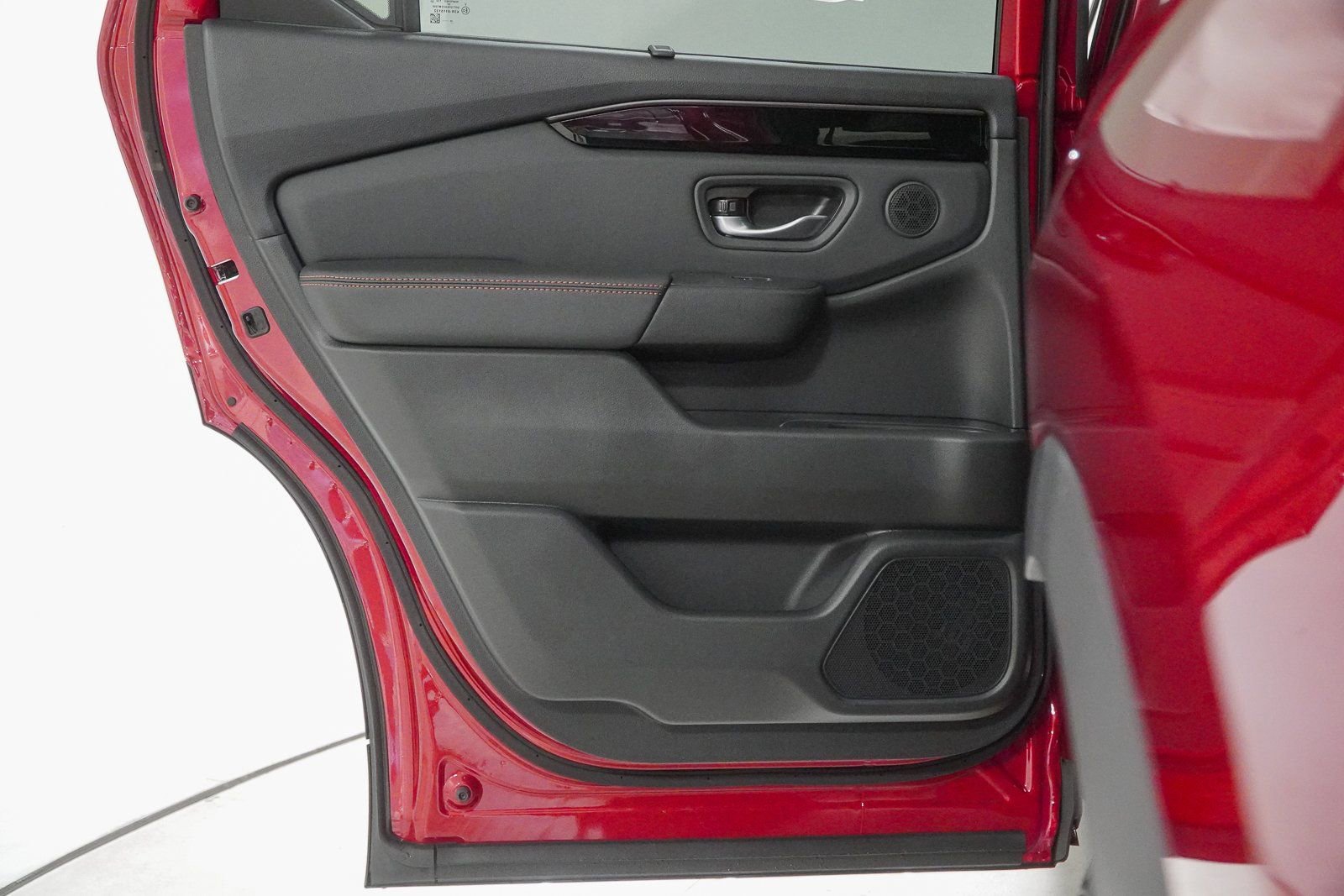 New 2025 Honda Pilot TrailSport image 43