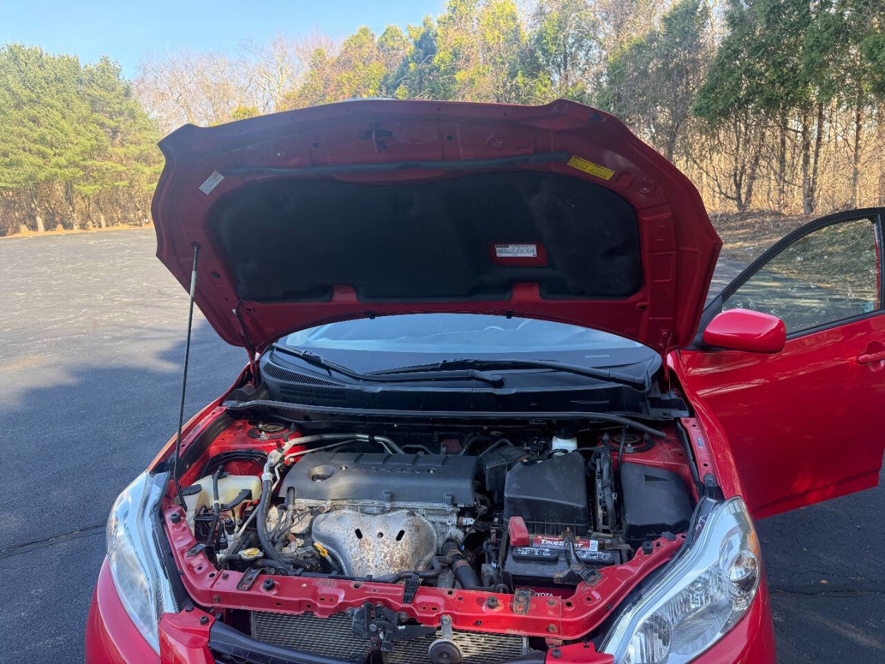 Used 2012 Toyota Matrix S image 14