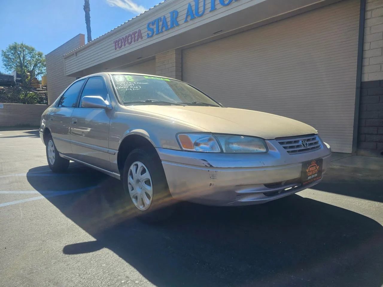 Used 1998 Toyota Camry LE FWD image 7