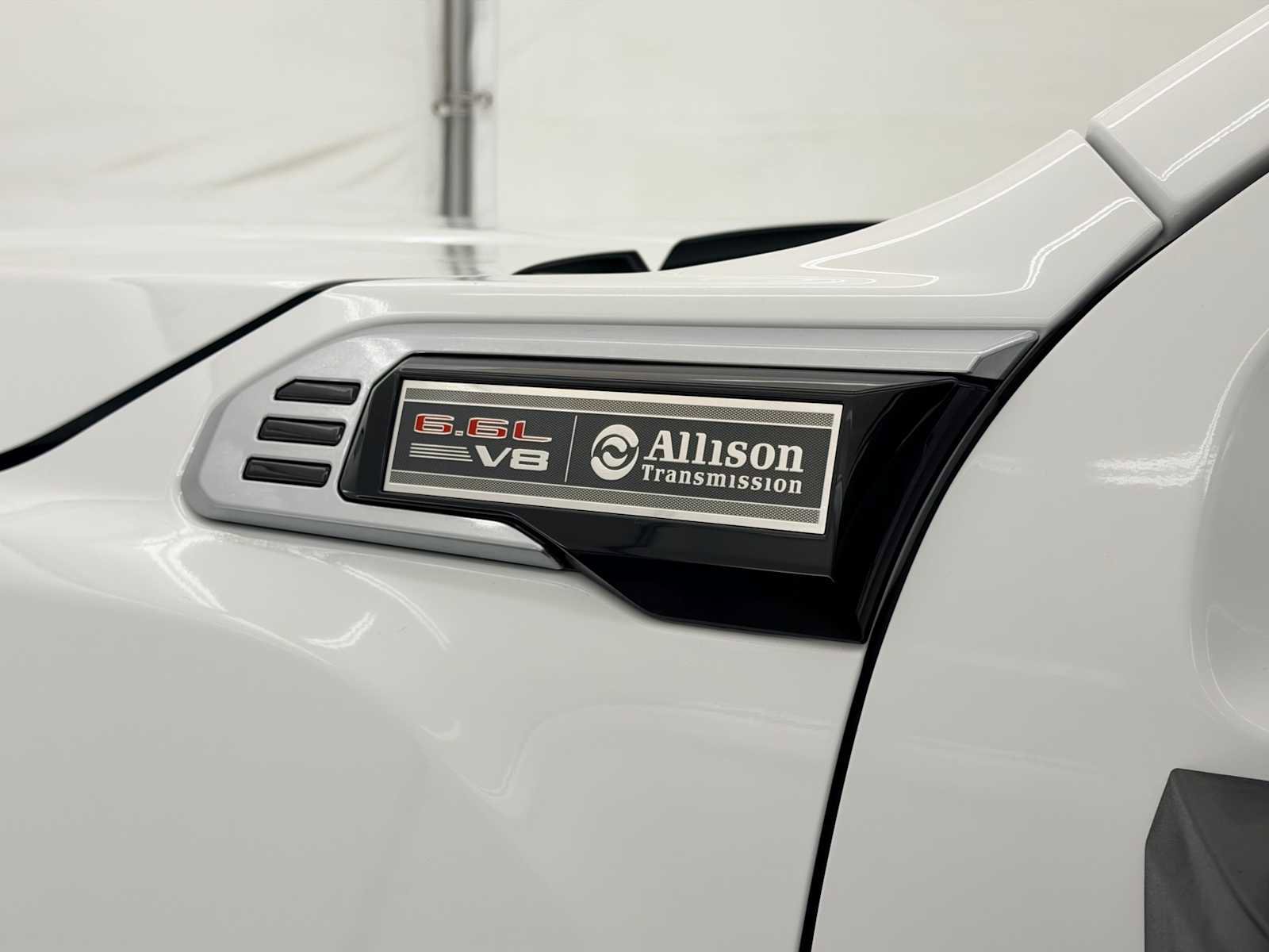 Used 2025 GMC Sierra 3500 SLE w/ SLE Value Package image 12