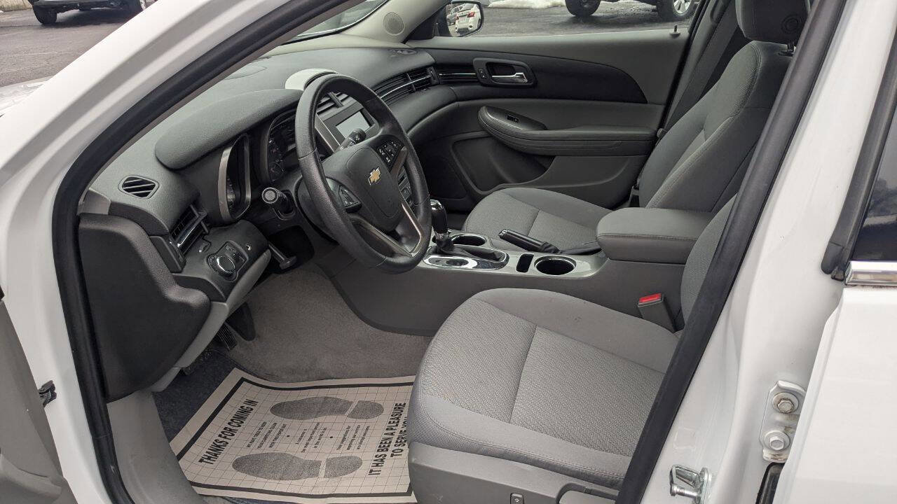 Used 2015 Chevrolet Malibu LS image 24