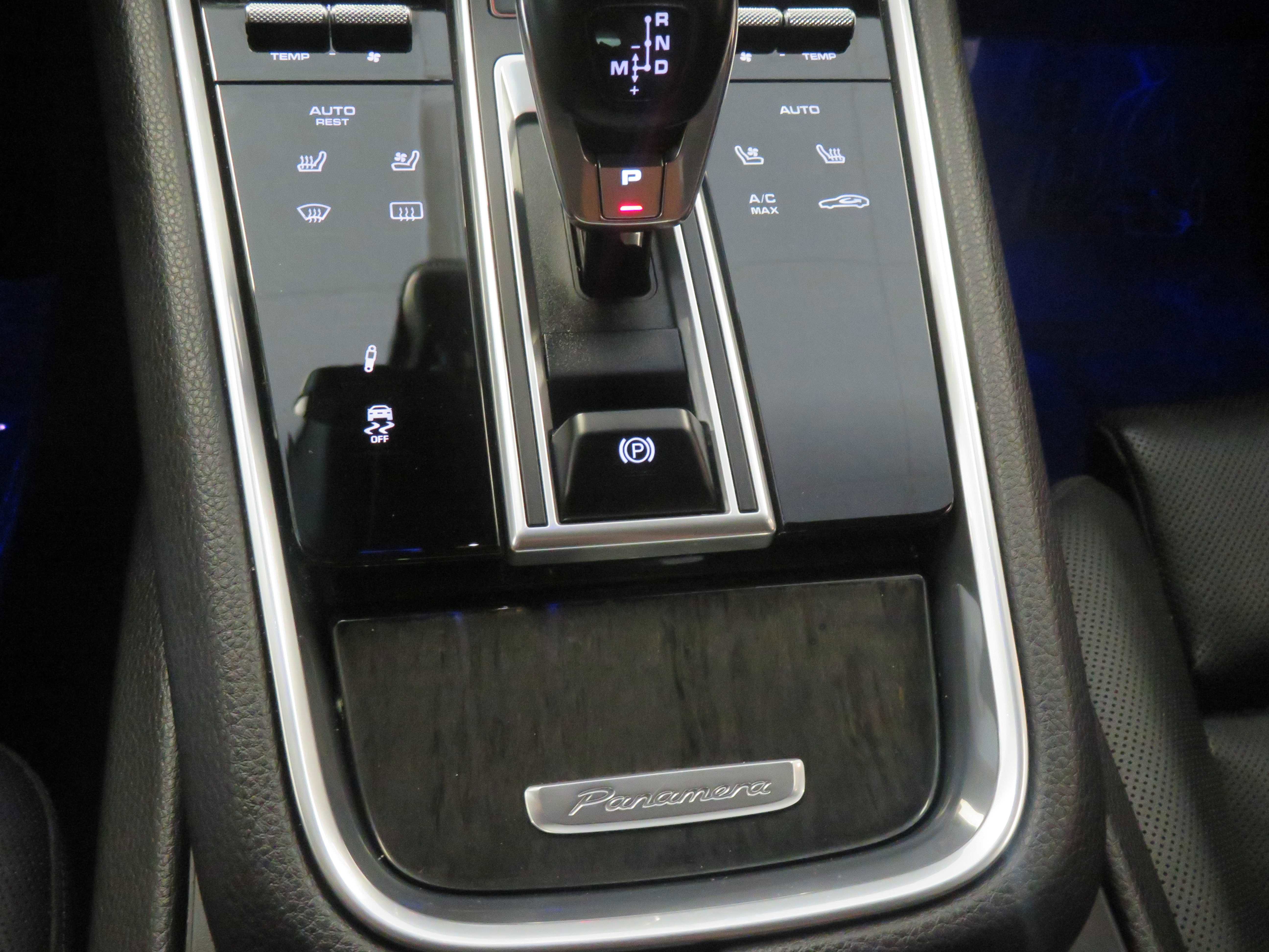 Used 2018 Porsche Panamera 4S AWD/4WD image 49