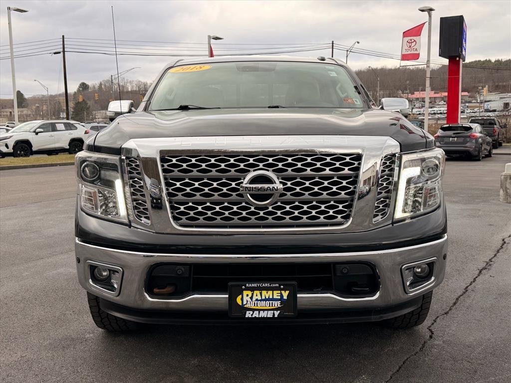 Used 2018 Nissan Titan SL image 11