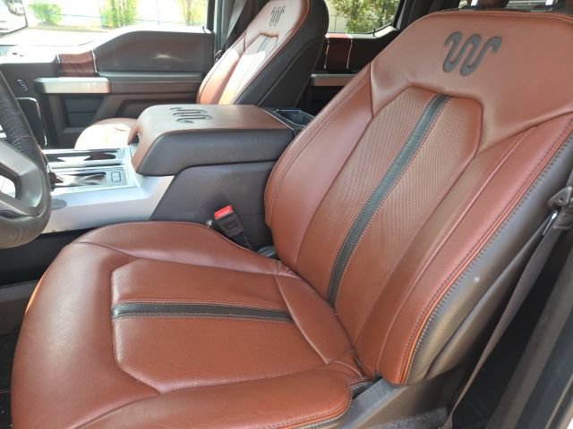 Used 2019 Ford F150 King Ranch w/ Equipment Group 601A Luxury AWD/4WD image 7