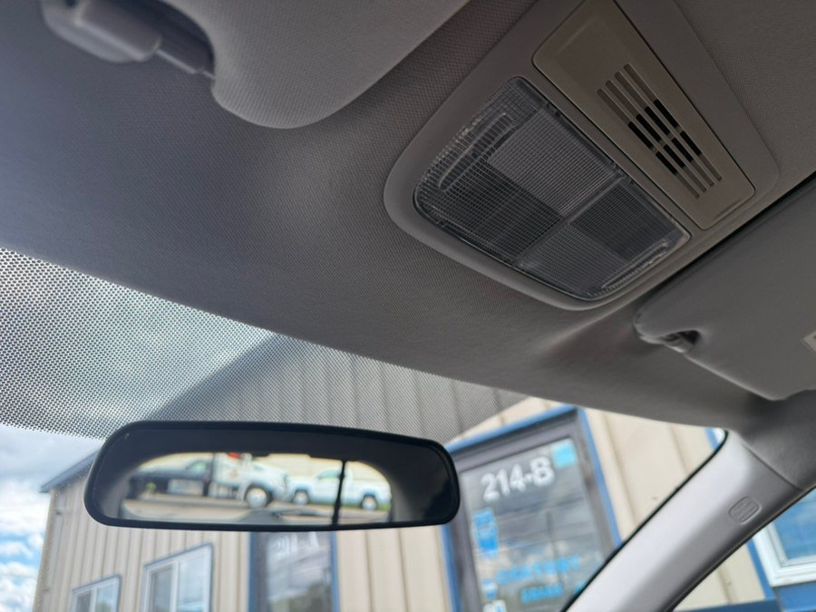 Used 2018 Honda HR-V LX image 17