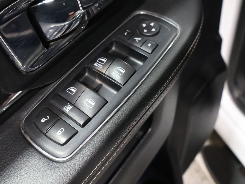 Used 2017 RAM 2500 Laramie w/ Protection Group image 14