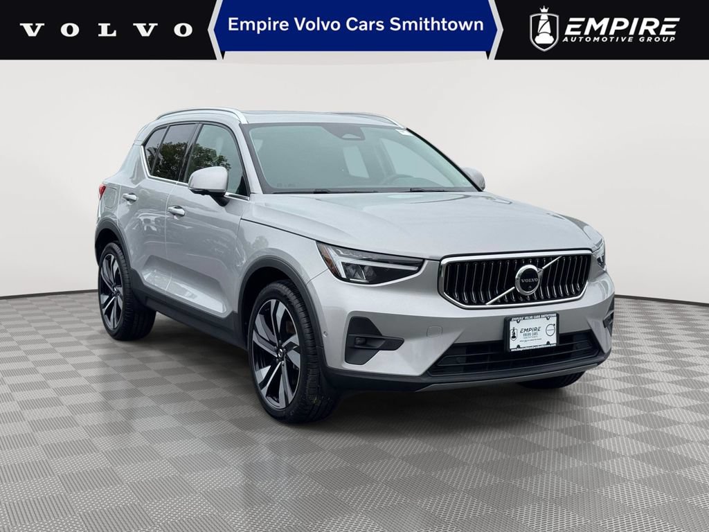 Certified 2023 Volvo XC40 B5 Ultimate w/ Protection Package Premier