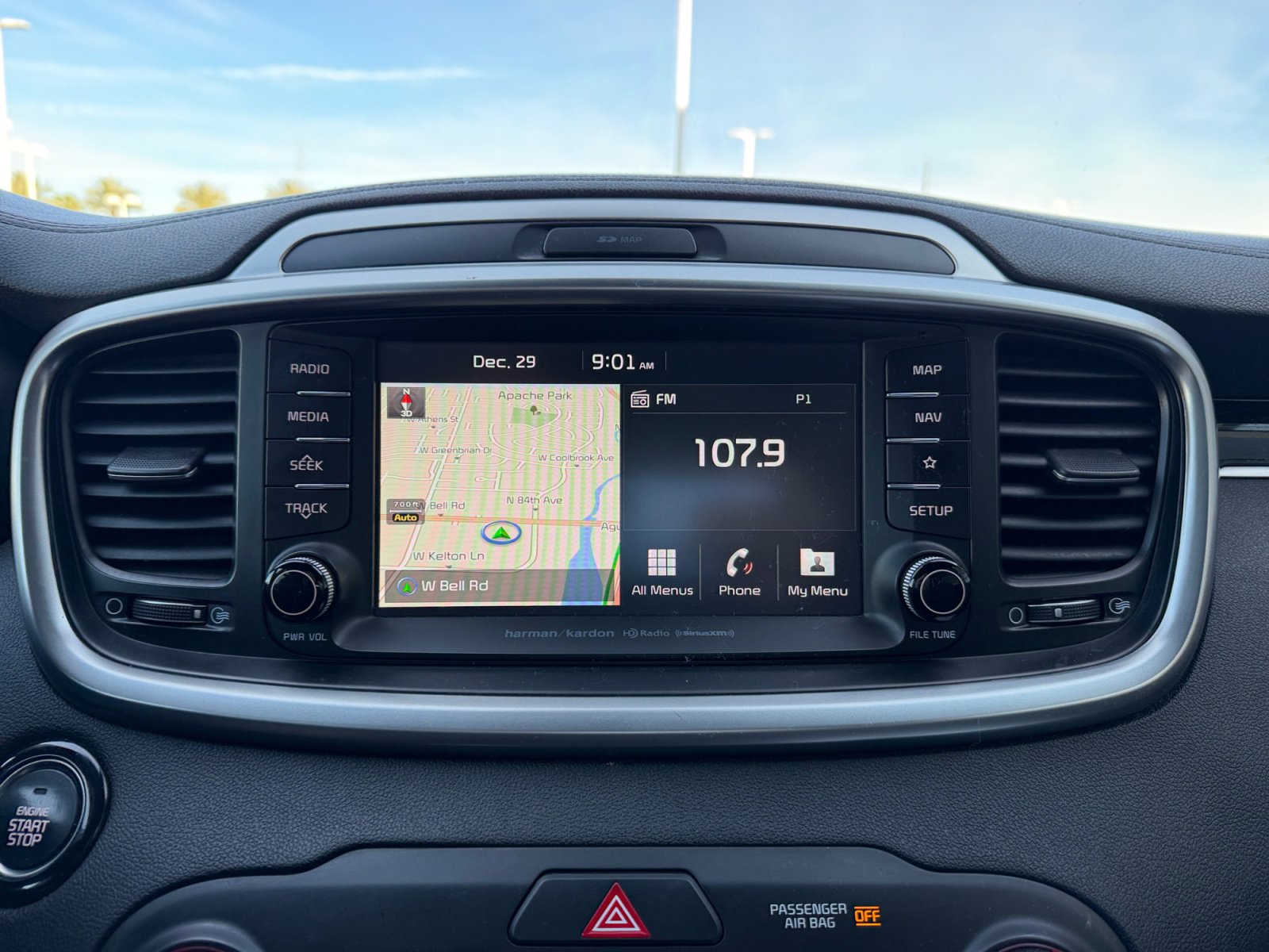 Used 2019 Kia Sorento SX image 12