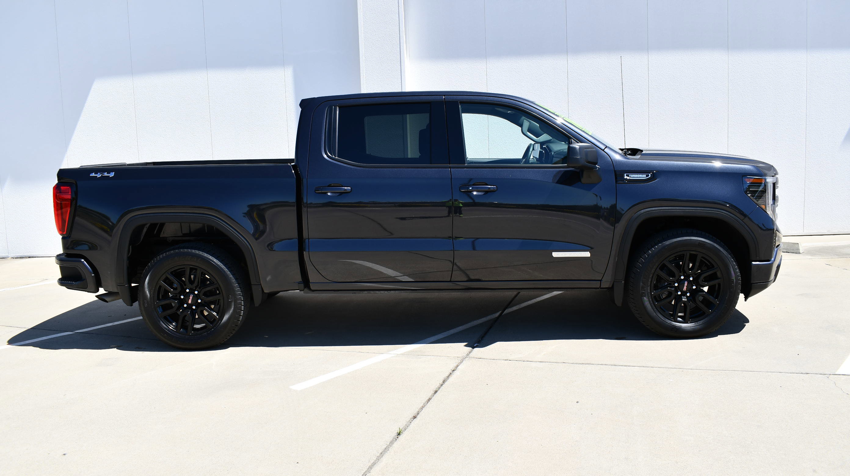 Used 2026 GMC Sierra 1500 Elevation AWD/4WD image 5