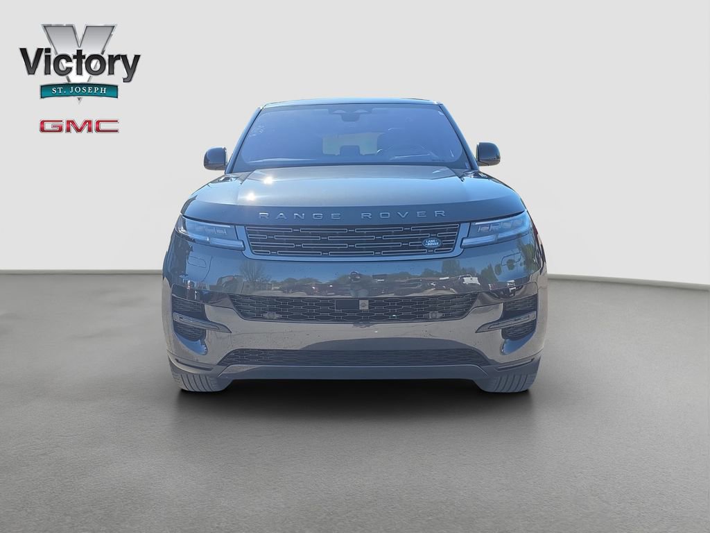 Used 2023 Land Rover Range Rover Sport SE AWD/4WD image 2