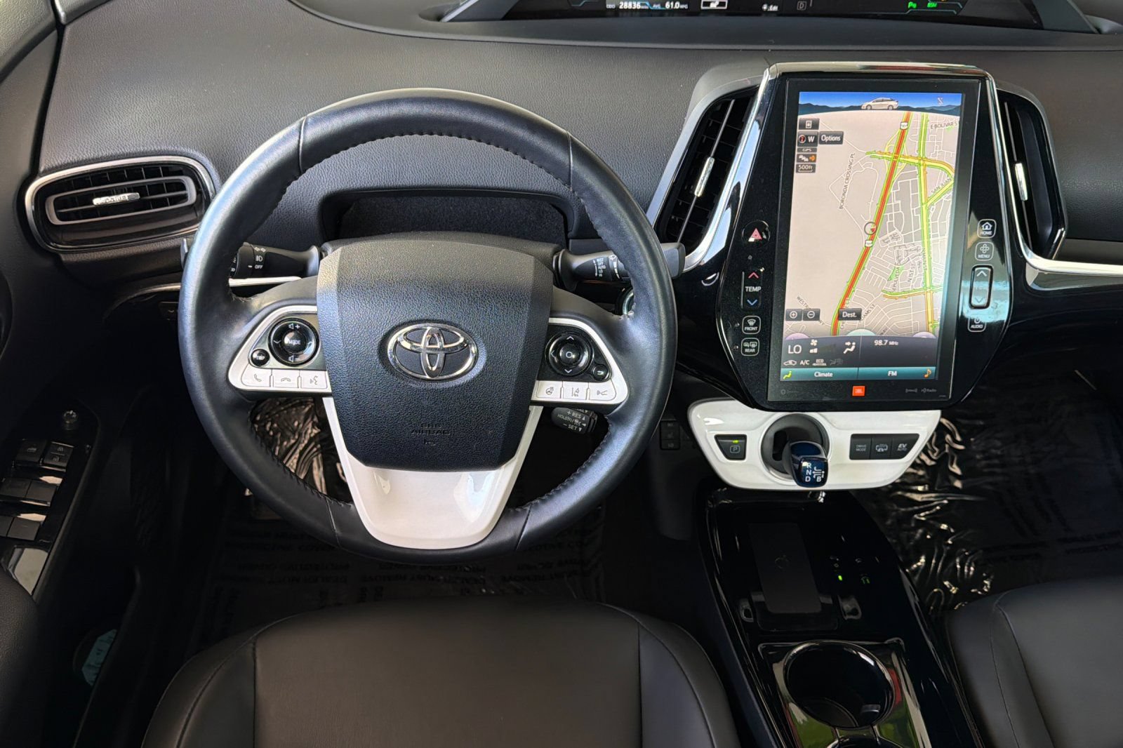 Used 2019 Toyota Prius Prime Advanced w/ Carpet Mat Package FWD image 15