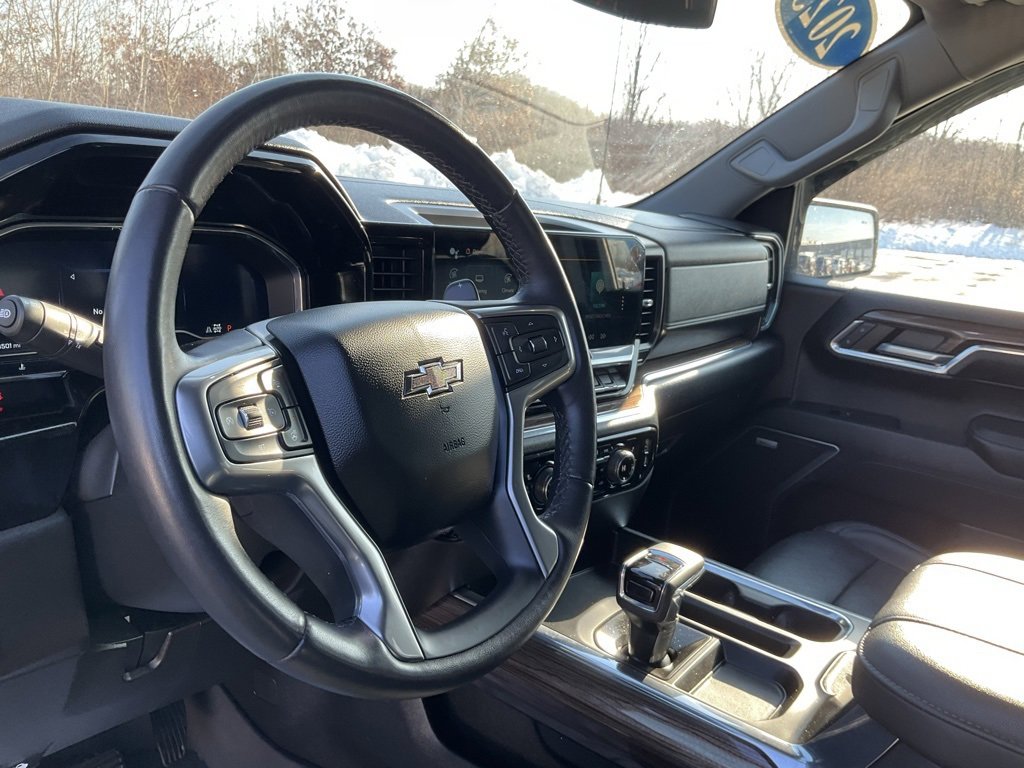 Used 2023 Chevrolet Silverado 1500 RST w/ Convenience Package II image 20