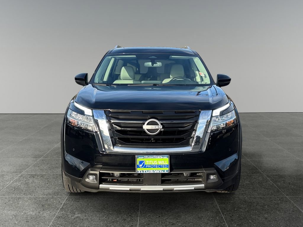 Used 2022 Nissan Pathfinder SL w/ SL Premium Package AWD/4WD image 2