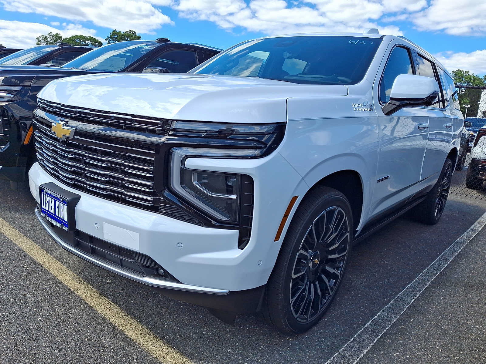 New 2026 Chevrolet Tahoe High Country AWD/4WD image 3