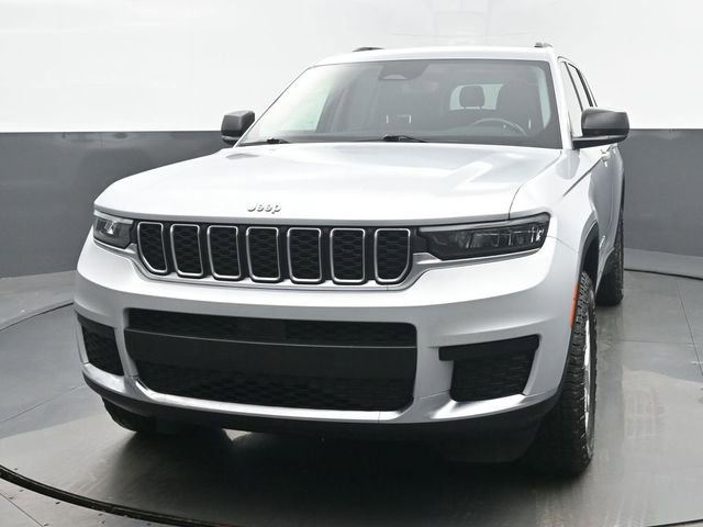 Used 2022 Jeep Grand Cherokee L Laredo w/ Luxury Tech Group I AWD/4WD image 1