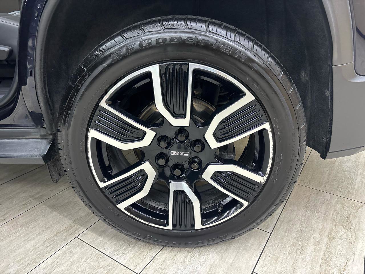 Used 2021 GMC Acadia SLT w/ Elevation Edition FWD image 53