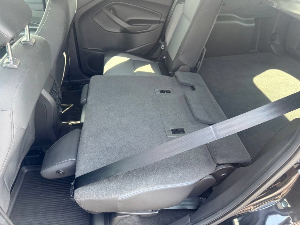 Certified 2018 Ford Escape SE w/ SE Sync 3 Package FWD image 40