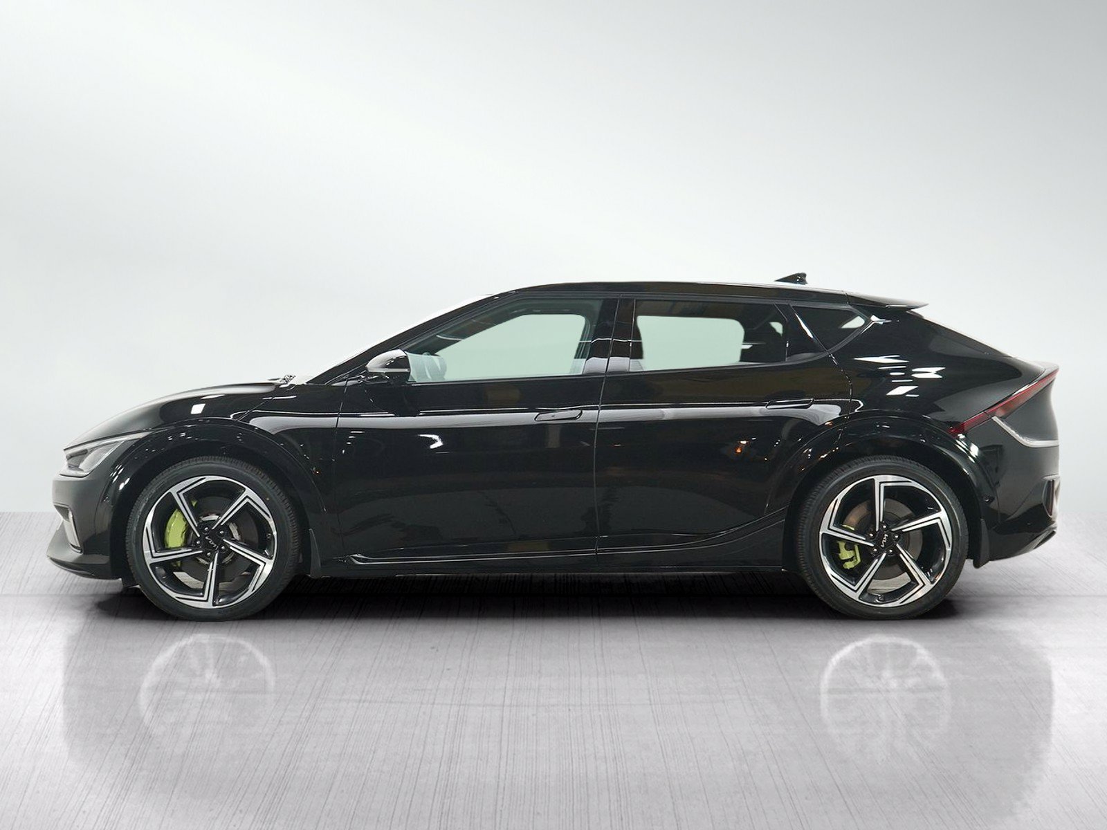 Used 2023 Kia EV6 GT AWD/4WD image 2