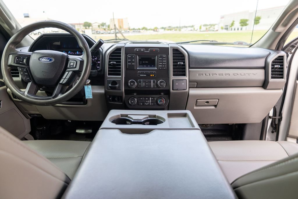 Used 2019 Ford F350 XL w/ Power Equipment Group image 15
