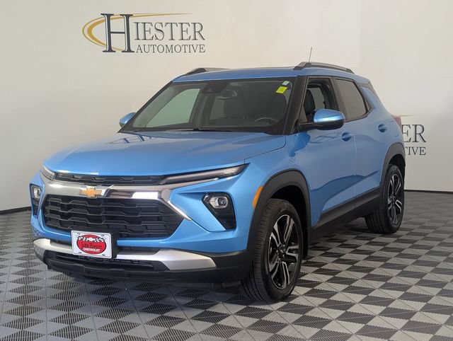 Certified 2025 Chevrolet TrailBlazer LT w/ Convenience Package AWD/4WD image 4