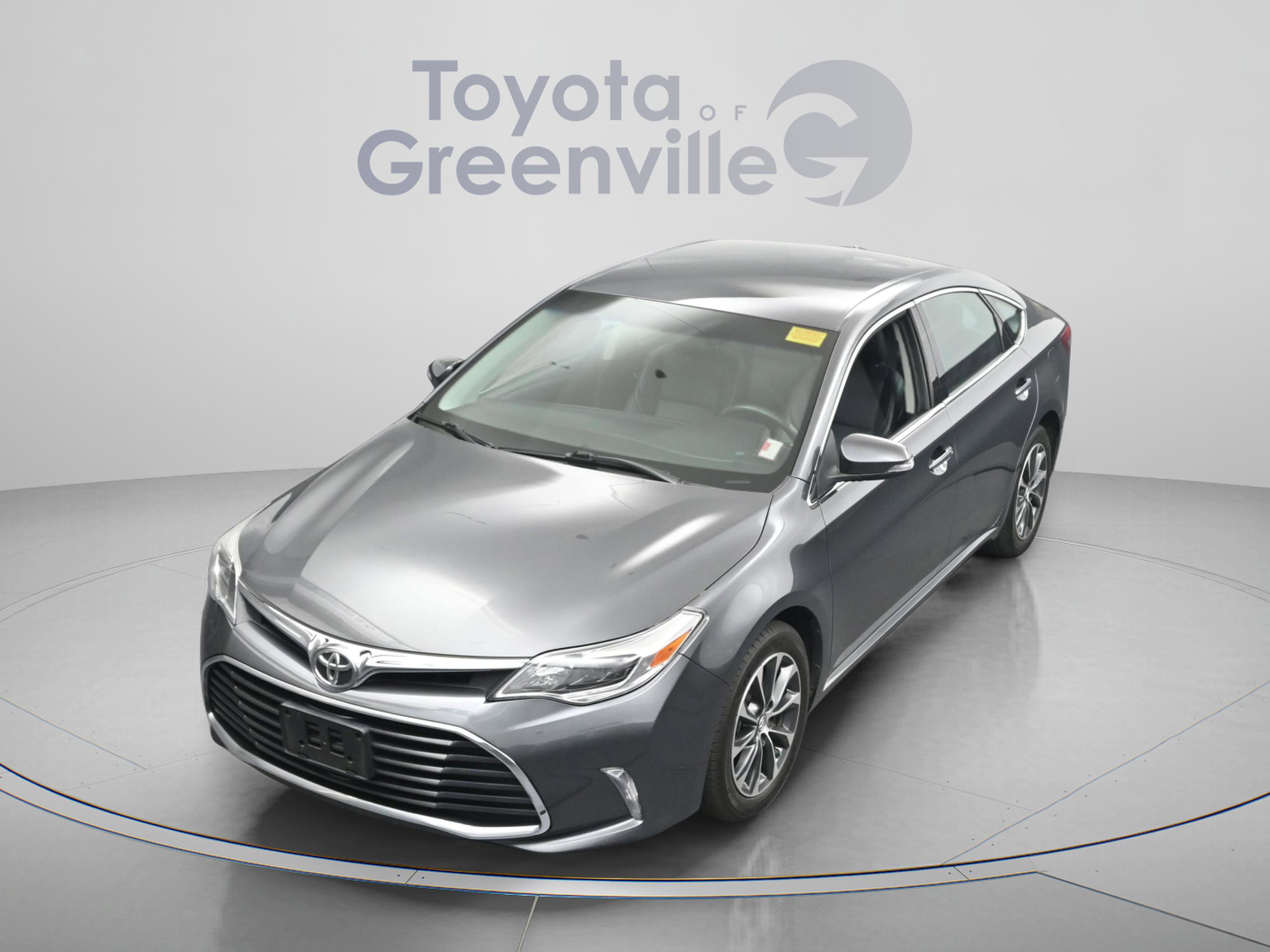 Used 2016 Toyota Avalon XLE image 23