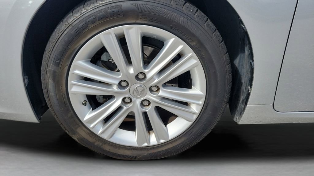 Used 2014 Lexus ES 350 w/ Premium Package image 10