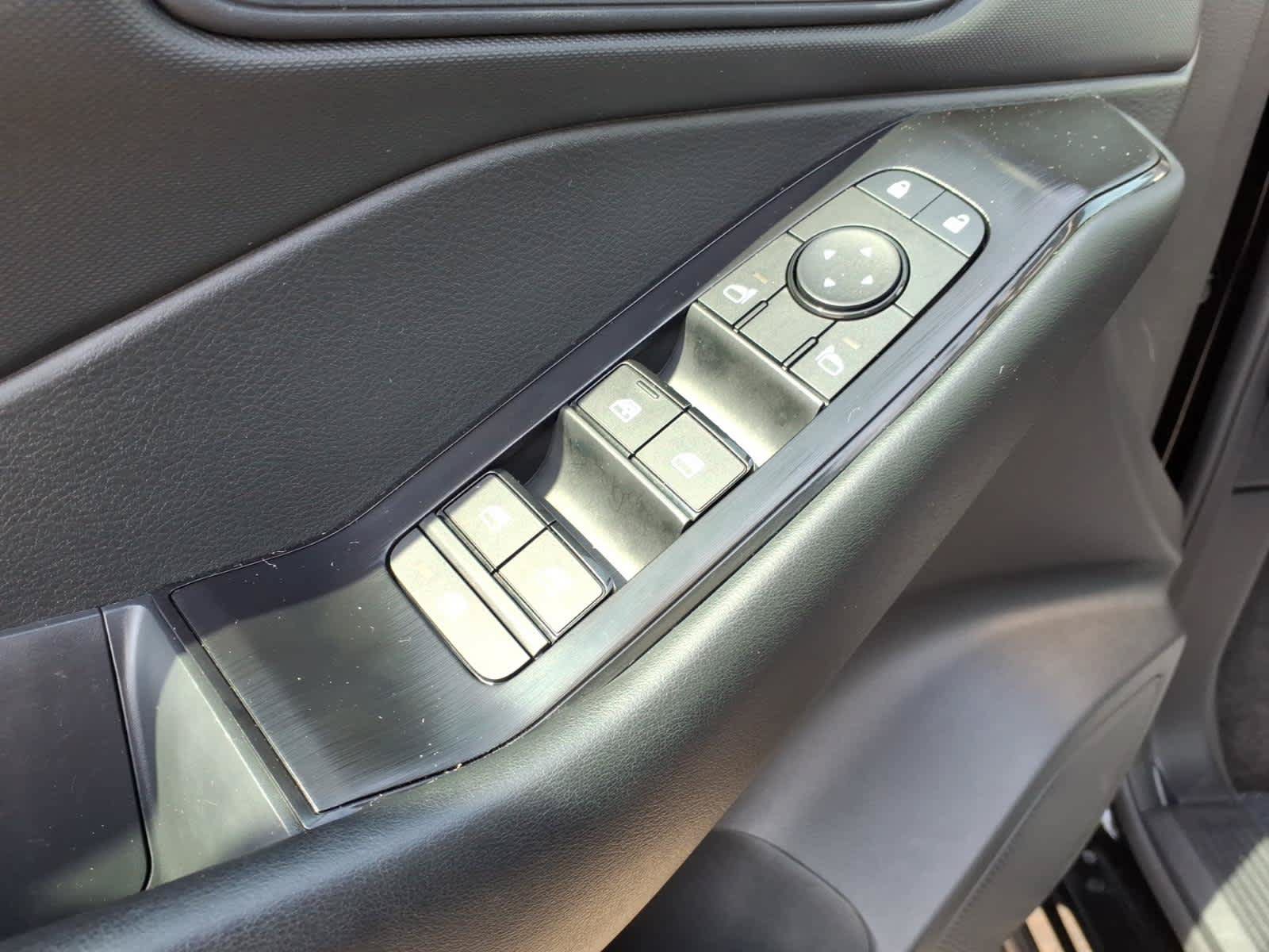 Certified 2025 Nissan Rogue S AWD/4WD image 17
