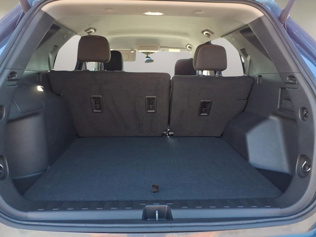 Used 2024 Chevrolet Equinox LT FWD image 8