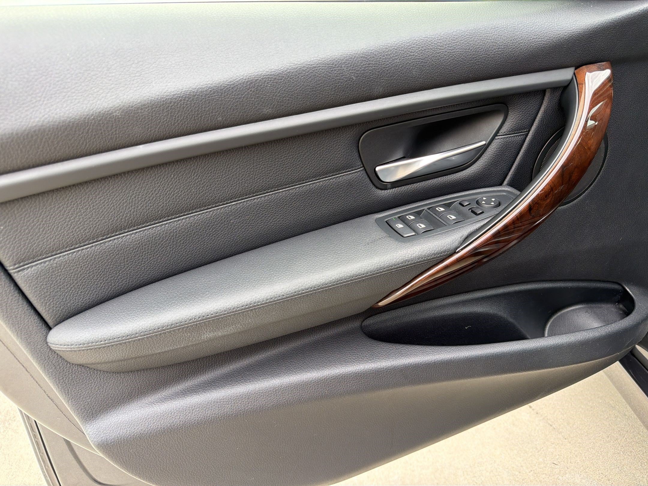 Used 2013 BMW 328i Sedan RWD image 13