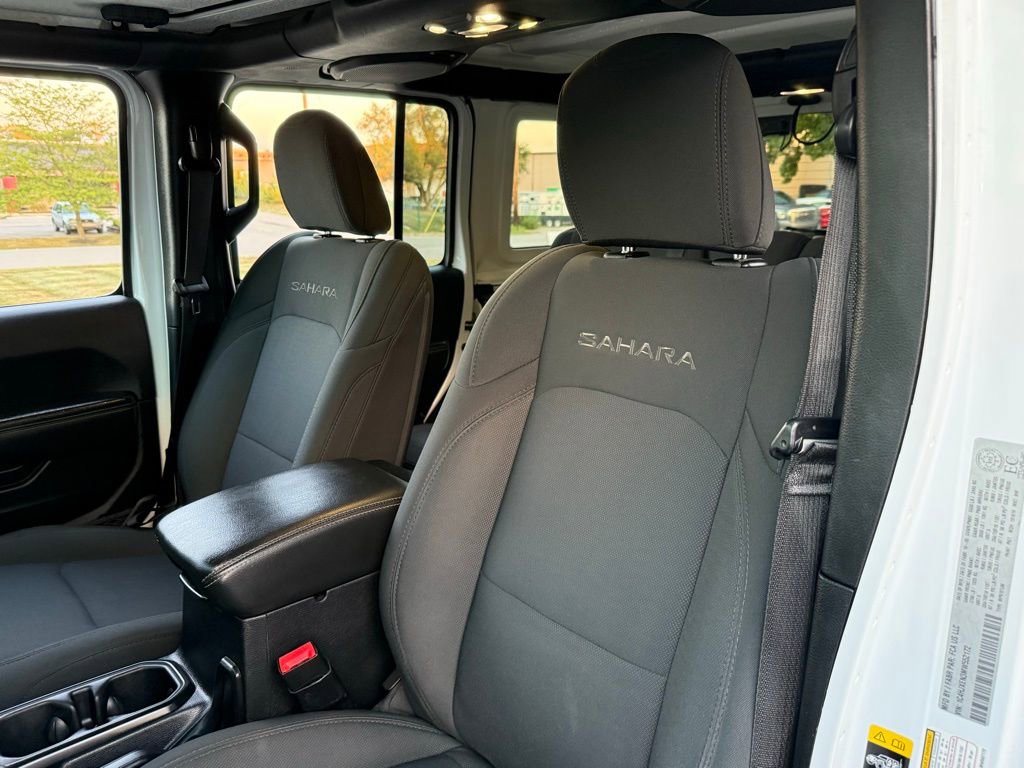 Used 2021 Jeep Wrangler Unlimited Sahara w/ Uconnect 4C Nav & Sound Group image 12