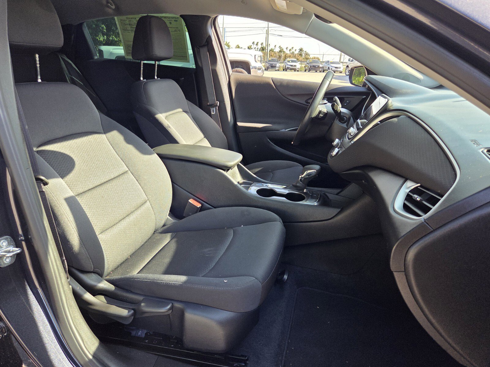 Used 2022 Chevrolet Malibu RS FWD image 18
